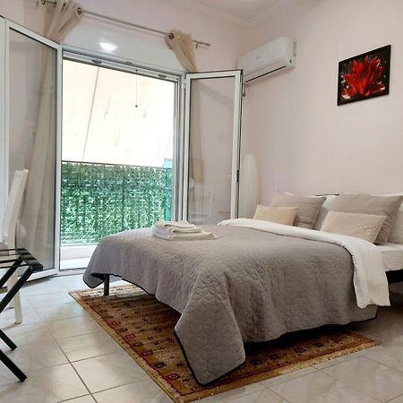 Your Perfect Place 1Min From Kato Patissia Station -100Mbps Athens Luaran gambar